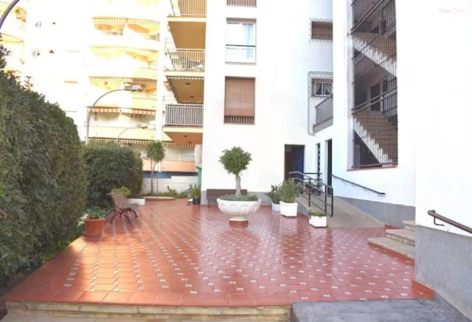 Apartamento Playa De Levante Y Port Aventura Salou Bagian luar foto